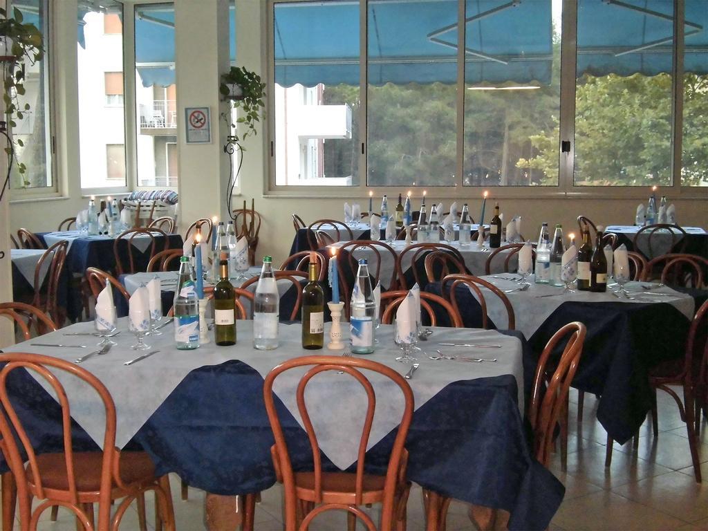 Hotel Europa Park Lido di Spina Extérieur photo